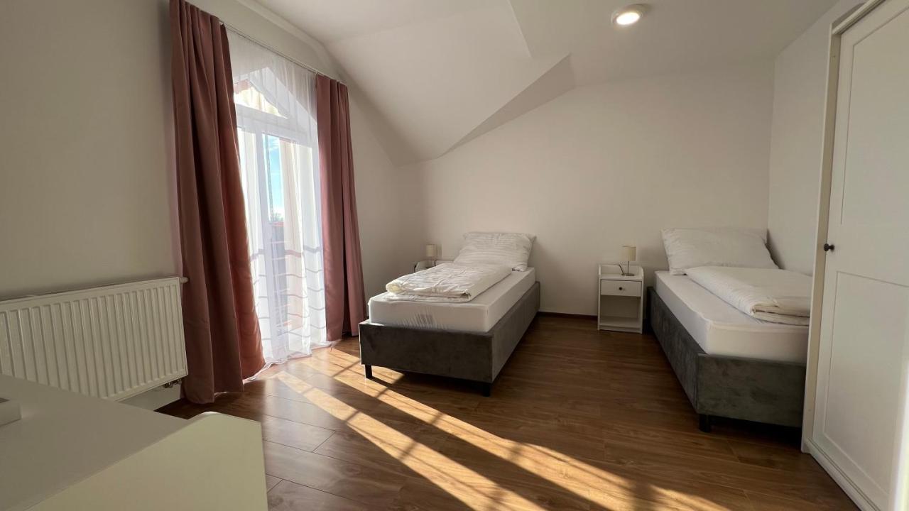 Penzion Melis Trebisov Extérieur photo